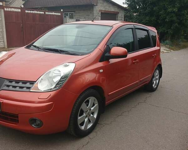 Коричневый Ниссан Ноут, объемом двигателя 1.6 л и пробегом 214 тыс. км за 4600 $, фото 3 на Automoto.ua