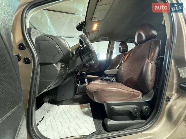 Коричневий Ніссан Ноут, об'ємом двигуна 1.6 л та пробігом 227 тис. км за 5800 $, фото 19 на Automoto.ua