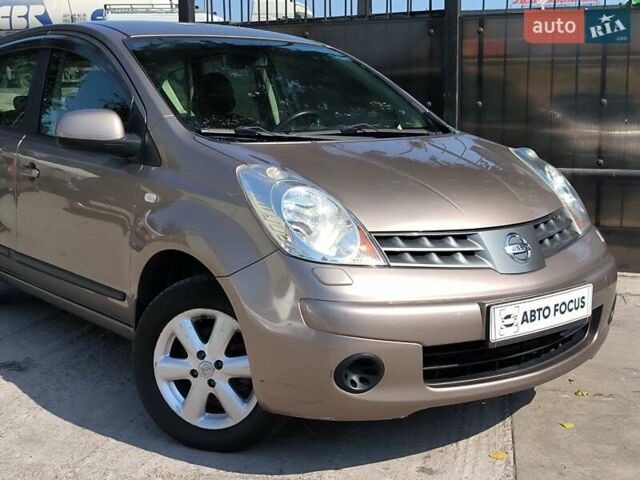 Коричневий Ніссан Ноут, об'ємом двигуна 1.39 л та пробігом 180 тис. км за 5690 $, фото 3 на Automoto.ua