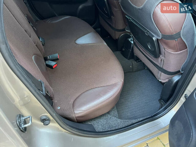 Коричневий Ніссан Ноут, об'ємом двигуна 1.6 л та пробігом 196 тис. км за 6150 $, фото 31 на Automoto.ua