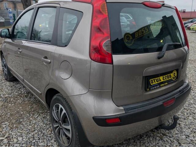 Коричневый Ниссан Ноут, объемом двигателя 1.6 л и пробегом 246 тыс. км за 6999 $, фото 4 на Automoto.ua