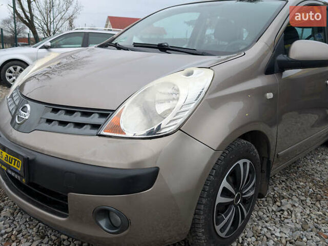 Коричневый Ниссан Ноут, объемом двигателя 1.6 л и пробегом 246 тыс. км за 6999 $, фото 1 на Automoto.ua