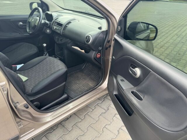 Коричневый Ниссан Ноут, объемом двигателя 1.6 л и пробегом 232 тыс. км за 5300 $, фото 6 на Automoto.ua