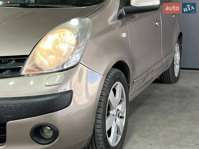 Коричневий Ніссан Ноут, об'ємом двигуна 1.6 л та пробігом 227 тис. км за 5800 $, фото 1 на Automoto.ua