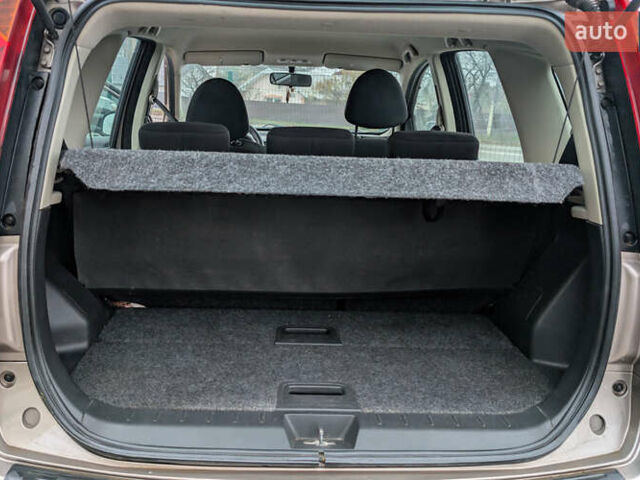 Коричневый Ниссан Ноут, объемом двигателя 1.6 л и пробегом 246 тыс. км за 6999 $, фото 12 на Automoto.ua