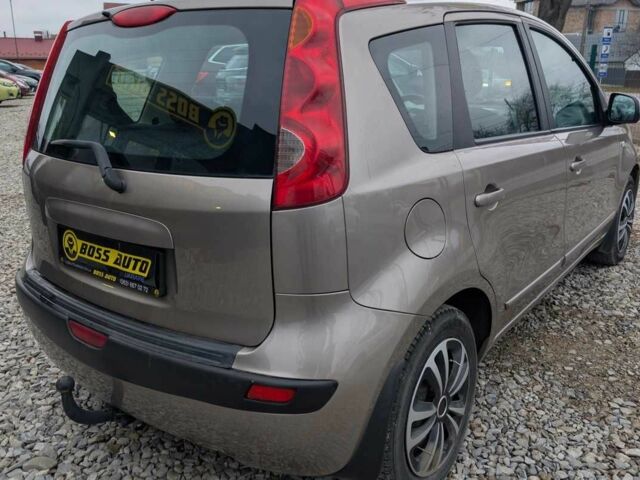 Коричневый Ниссан Ноут, объемом двигателя 1.6 л и пробегом 246 тыс. км за 6999 $, фото 6 на Automoto.ua