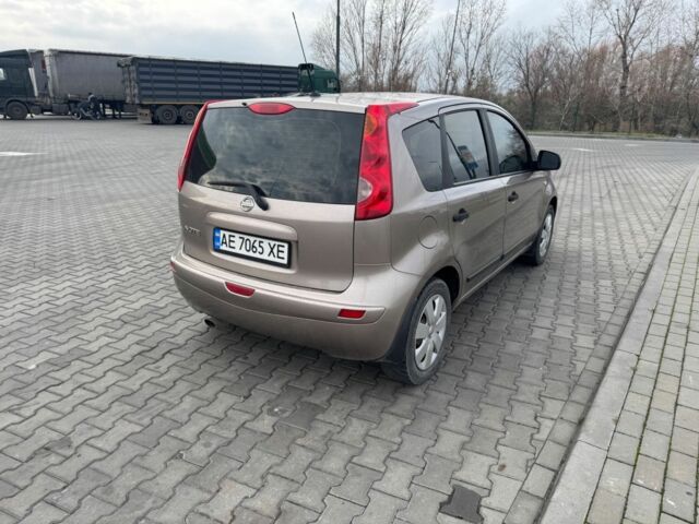 Коричневый Ниссан Ноут, объемом двигателя 1.6 л и пробегом 232 тыс. км за 5300 $, фото 3 на Automoto.ua