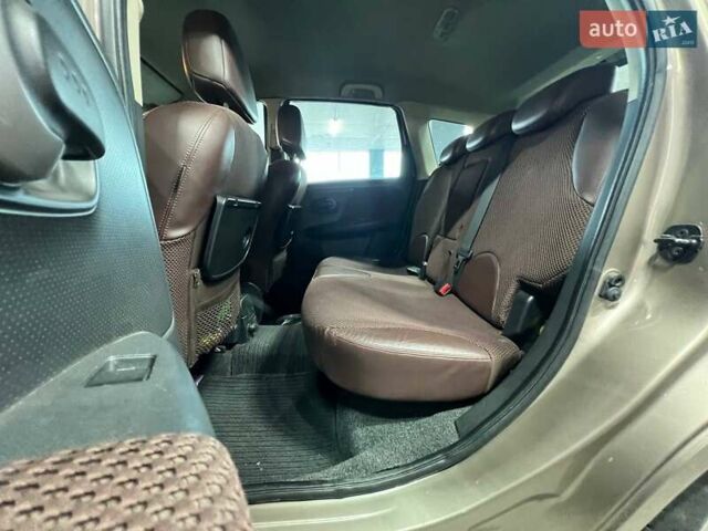 Коричневий Ніссан Ноут, об'ємом двигуна 1.6 л та пробігом 227 тис. км за 5800 $, фото 20 на Automoto.ua