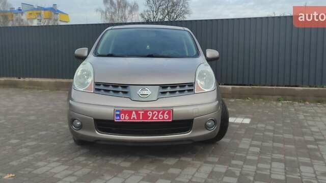 Коричневый Ниссан Ноут, объемом двигателя 1.4 л и пробегом 201 тыс. км за 5700 $, фото 1 на Automoto.ua