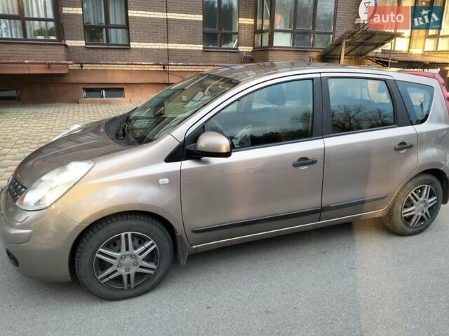 Коричневый Ниссан Ноут, объемом двигателя 1.6 л и пробегом 206 тыс. км за 6499 $, фото 2 на Automoto.ua