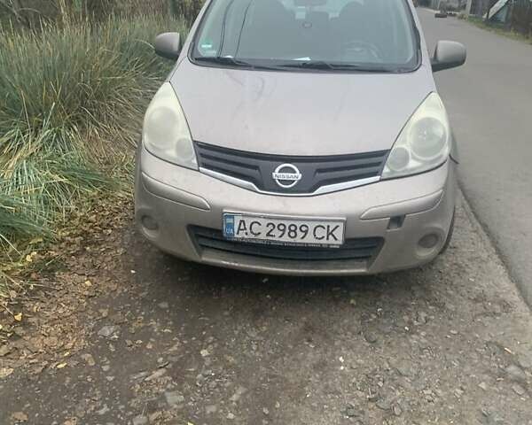 Коричневий Ніссан Ноут, об'ємом двигуна 1.5 л та пробігом 376 тис. км за 5500 $, фото 1 на Automoto.ua