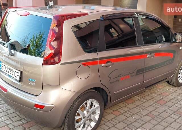 Коричневий Ніссан Ноут, об'ємом двигуна 1.39 л та пробігом 85 тис. км за 5950 $, фото 5 на Automoto.ua