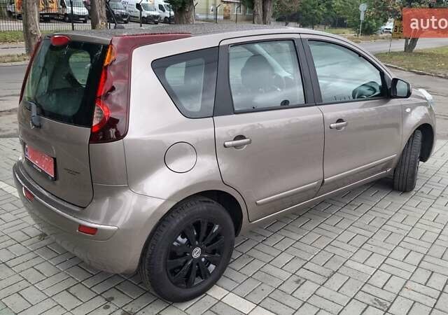 Коричневий Ніссан Ноут, об'ємом двигуна 1.6 л та пробігом 147 тис. км за 6500 $, фото 5 на Automoto.ua