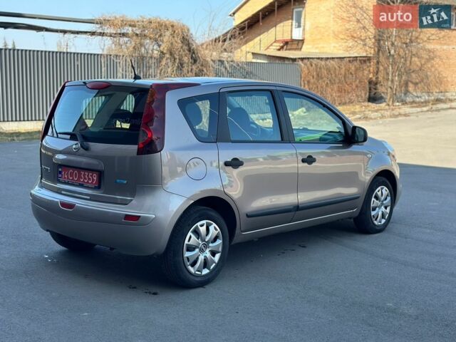 Коричневий Ніссан Ноут, об'ємом двигуна 1.4 л та пробігом 182 тис. км за 6299 $, фото 5 на Automoto.ua