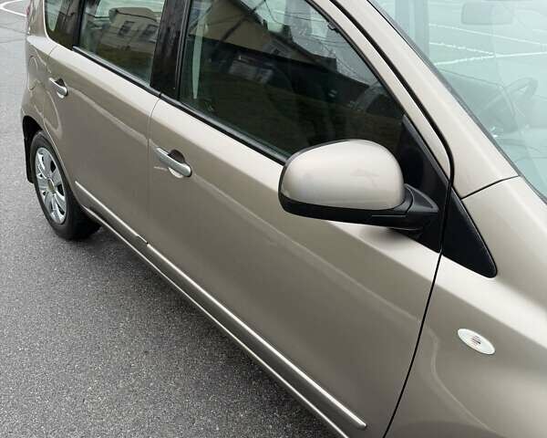 Коричневий Ніссан Ноут, об'ємом двигуна 1.39 л та пробігом 175 тис. км за 7100 $, фото 5 на Automoto.ua