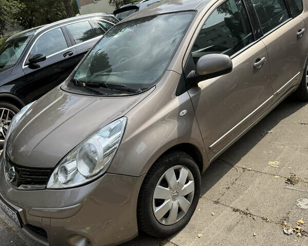 Коричневий Ніссан Ноут, об'ємом двигуна 1.6 л та пробігом 190 тис. км за 7300 $, фото 2 на Automoto.ua