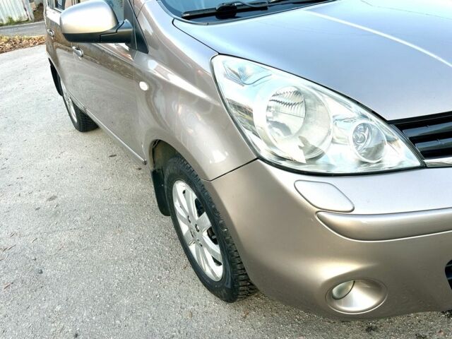 Коричневий Ніссан Ноут, об'ємом двигуна 1.6 л та пробігом 172 тис. км за 7900 $, фото 5 на Automoto.ua