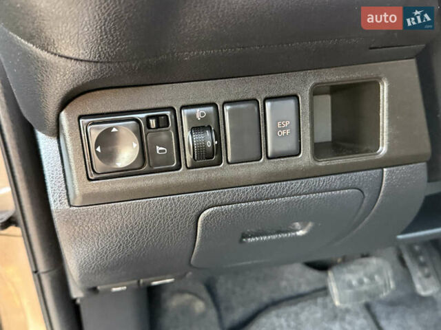 Коричневый Ниссан Ноут, объемом двигателя 1.6 л и пробегом 195 тыс. км за 7700 $, фото 35 на Automoto.ua