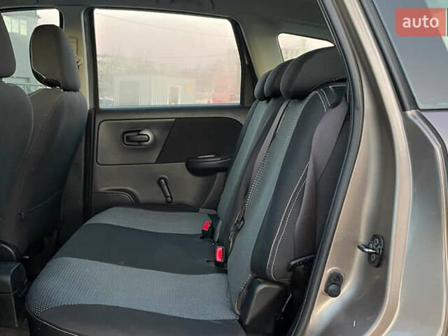 Коричневый Ниссан Ноут, объемом двигателя 1.39 л и пробегом 117 тыс. км за 6999 $, фото 12 на Automoto.ua