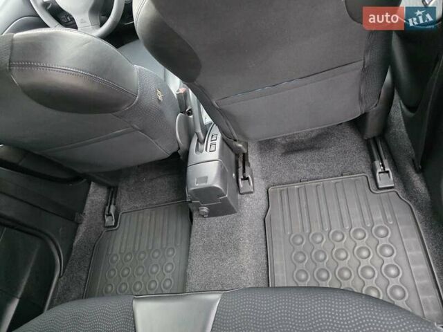 Ниссан Ноут 2012 в Киеве на Automoto.ua Коричневый Ниссан Ноут, объемом двигателя 1.6 л и пробегом 189 тыс. км за 7800 $, фото 1 на Automoto.ua