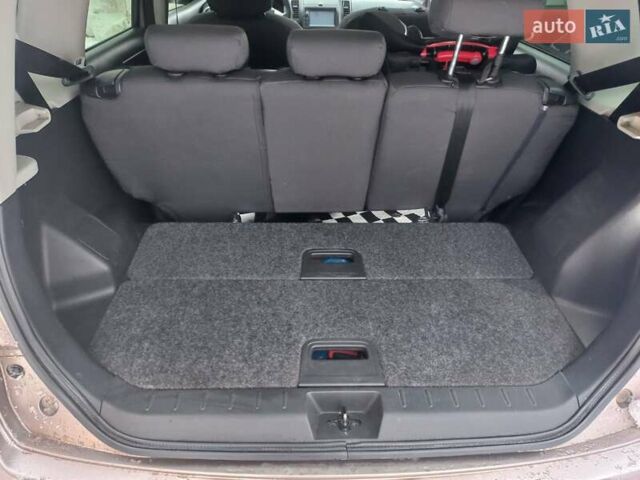 Коричневый Ниссан Ноут, объемом двигателя 1.6 л и пробегом 128 тыс. км за 8800 $, фото 11 на Automoto.ua