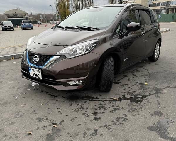 Коричневий Ніссан Ноут, об'ємом двигуна 1.2 л та пробігом 120 тис. км за 11800 $, фото 1 на Automoto.ua