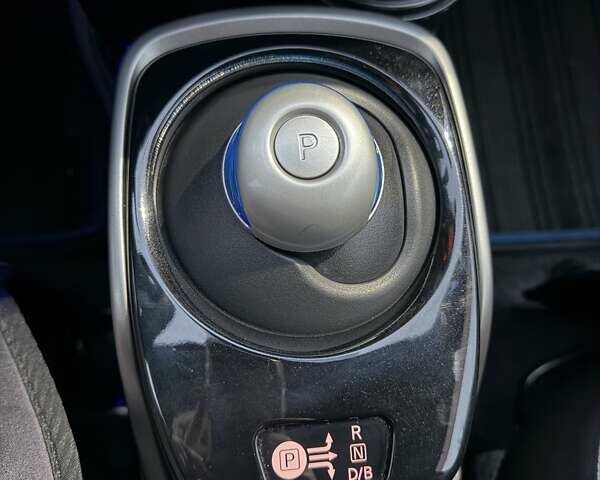 Коричневий Ніссан Ноут, об'ємом двигуна 1.2 л та пробігом 120 тис. км за 11800 $, фото 9 на Automoto.ua