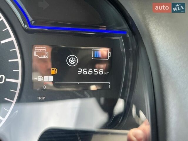 Коричневий Ніссан Ноут, об'ємом двигуна 1.2 л та пробігом 36 тис. км за 10900 $, фото 111 на Automoto.ua