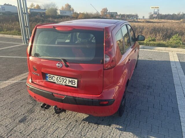 Червоний Ніссан Ноут, об'ємом двигуна 1.4 л та пробігом 307 тис. км за 4500 $, фото 5 на Automoto.ua