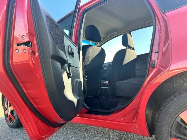 Красный Ниссан Ноут, объемом двигателя 1.6 л и пробегом 152 тыс. км за 5999 $, фото 11 на Automoto.ua