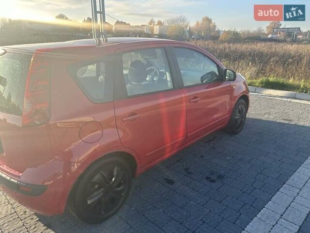 Червоний Ніссан Ноут, об'ємом двигуна 1.4 л та пробігом 307 тис. км за 4500 $, фото 2 на Automoto.ua