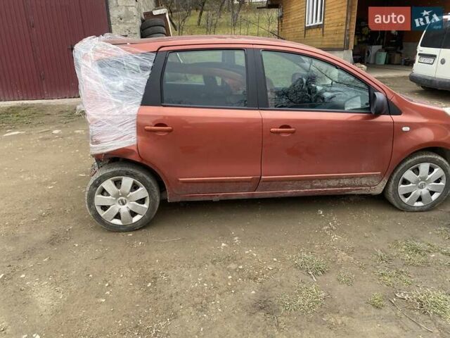 Червоний Ніссан Ноут, об'ємом двигуна 1.46 л та пробігом 230 тис. км за 2350 $, фото 4 на Automoto.ua