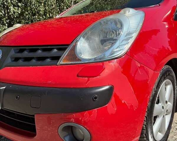 Червоний Ніссан Ноут, об'ємом двигуна 1.6 л та пробігом 231 тис. км за 6300 $, фото 17 на Automoto.ua