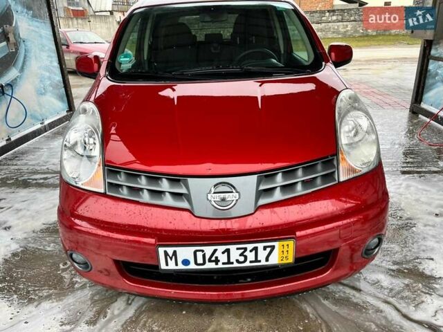 Красный Ниссан Ноут, объемом двигателя 1.6 л и пробегом 232 тыс. км за 5250 $, фото 4 на Automoto.ua