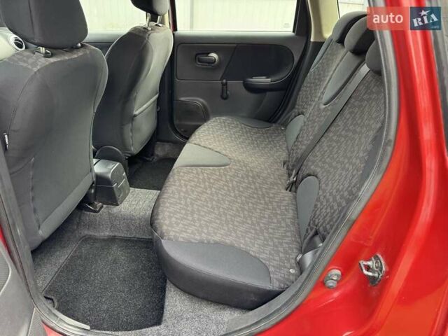 Красный Ниссан Ноут, объемом двигателя 1.4 л и пробегом 120 тыс. км за 3850 $, фото 20 на Automoto.ua