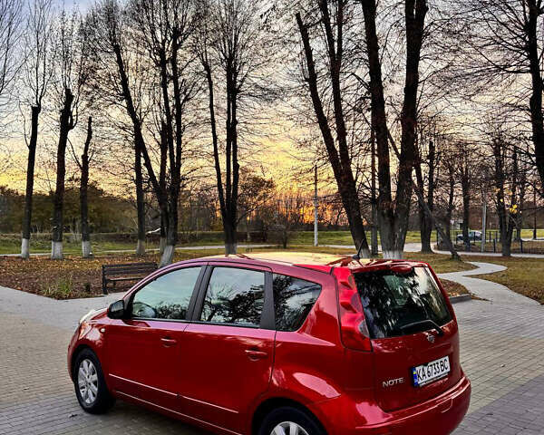 Красный Ниссан Ноут, объемом двигателя 1.6 л и пробегом 250 тыс. км за 6200 $, фото 6 на Automoto.ua