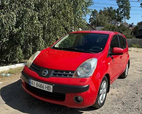 Червоний Ніссан Ноут, об'ємом двигуна 1.6 л та пробігом 231 тис. км за 6300 $, фото 8 на Automoto.ua