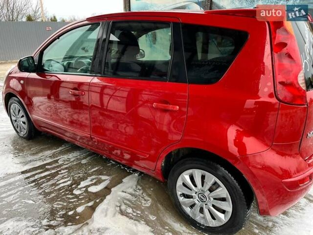 Красный Ниссан Ноут, объемом двигателя 1.6 л и пробегом 232 тыс. км за 5250 $, фото 7 на Automoto.ua