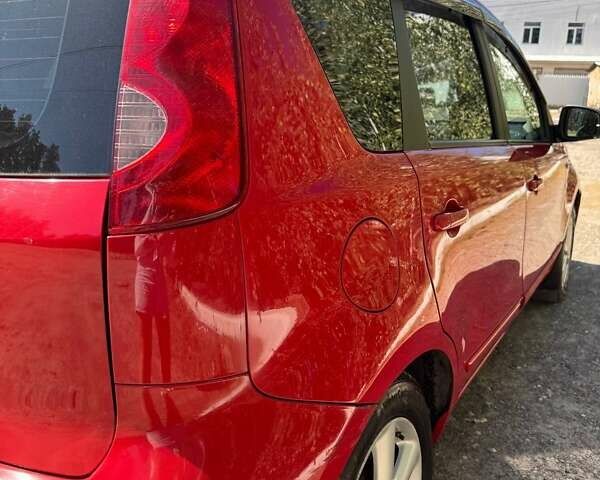 Червоний Ніссан Ноут, об'ємом двигуна 1.6 л та пробігом 231 тис. км за 6300 $, фото 25 на Automoto.ua