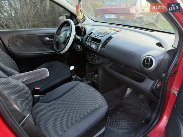 Красный Ниссан Ноут, объемом двигателя 1.39 л и пробегом 373 тыс. км за 2999 $, фото 6 на Automoto.ua