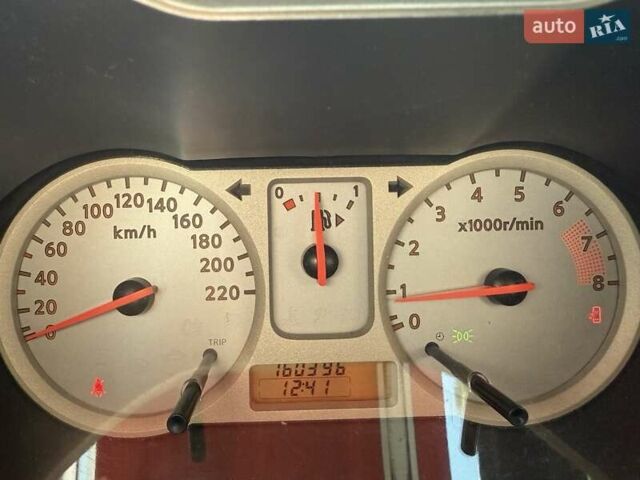 Красный Ниссан Ноут, объемом двигателя 1.6 л и пробегом 160 тыс. км за 5952 $, фото 10 на Automoto.ua