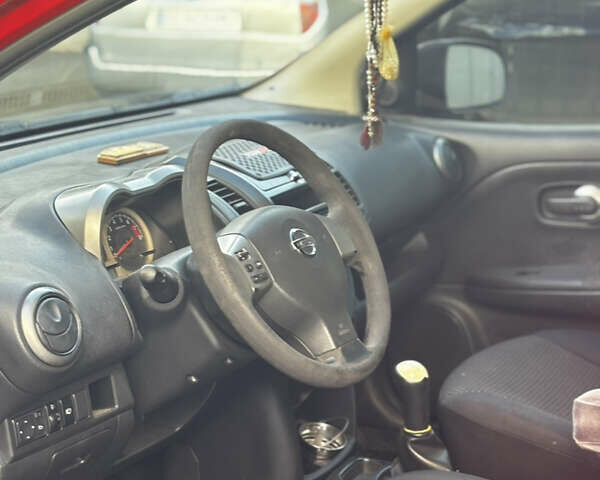 Червоний Ніссан Ноут, об'ємом двигуна 1.39 л та пробігом 320 тис. км за 3600 $, фото 9 на Automoto.ua