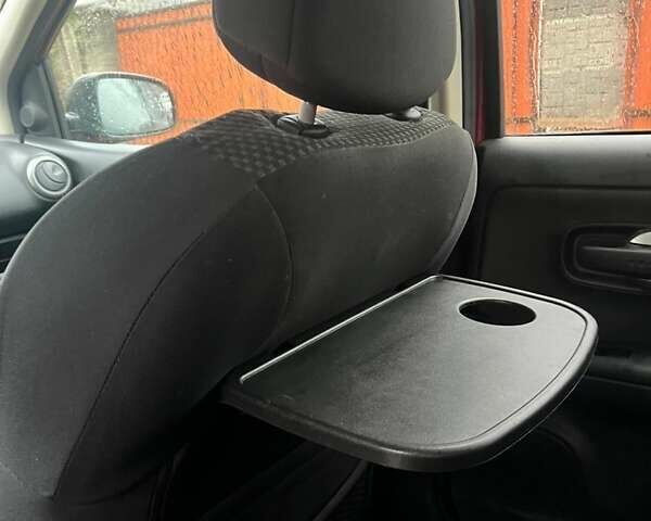 Красный Ниссан Ноут, объемом двигателя 1.6 л и пробегом 232 тыс. км за 5250 $, фото 23 на Automoto.ua