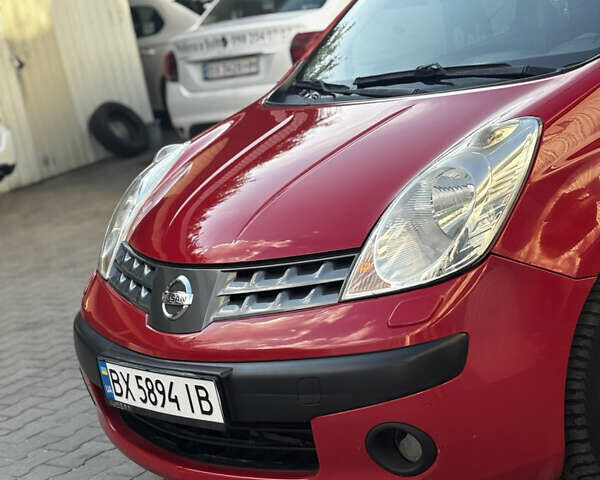Червоний Ніссан Ноут, об'ємом двигуна 1.39 л та пробігом 320 тис. км за 3600 $, фото 3 на Automoto.ua