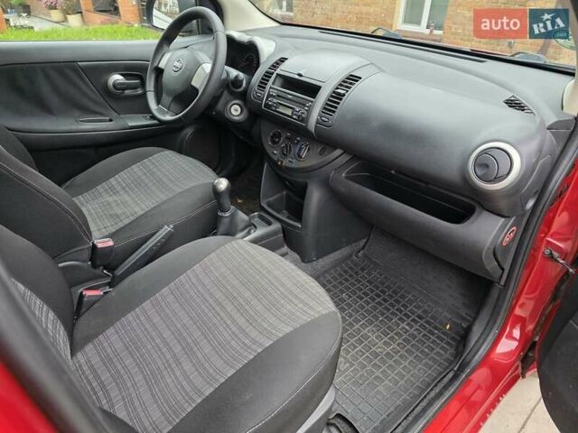 Красный Ниссан Ноут, объемом двигателя 1.4 л и пробегом 120 тыс. км за 4400 $, фото 9 на Automoto.ua