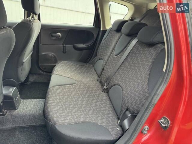 Красный Ниссан Ноут, объемом двигателя 1.4 л и пробегом 120 тыс. км за 3750 $, фото 7 на Automoto.ua