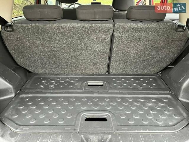 Красный Ниссан Ноут, объемом двигателя 1.6 л и пробегом 232 тыс. км за 5250 $, фото 19 на Automoto.ua