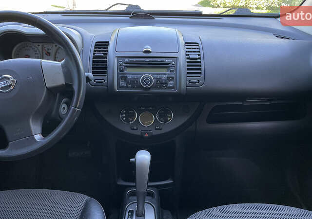 Красный Ниссан Ноут, объемом двигателя 1.6 л и пробегом 169 тыс. км за 6500 $, фото 18 на Automoto.ua