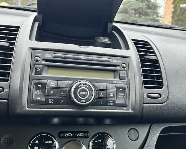 Красный Ниссан Ноут, объемом двигателя 1.6 л и пробегом 223 тыс. км за 5350 $, фото 23 на Automoto.ua