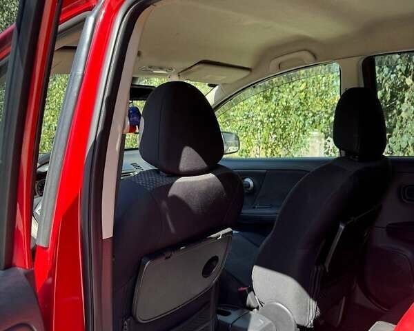 Червоний Ніссан Ноут, об'ємом двигуна 1.6 л та пробігом 231 тис. км за 6300 $, фото 23 на Automoto.ua